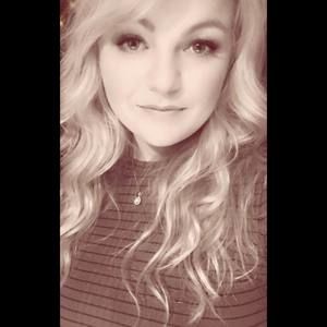 Meet your Posher, Leah